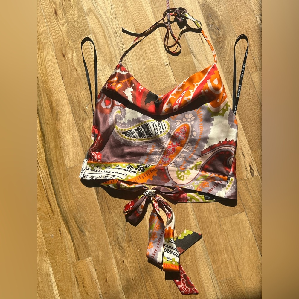 NWOT MARCIANO TAMARA HALTER TOP